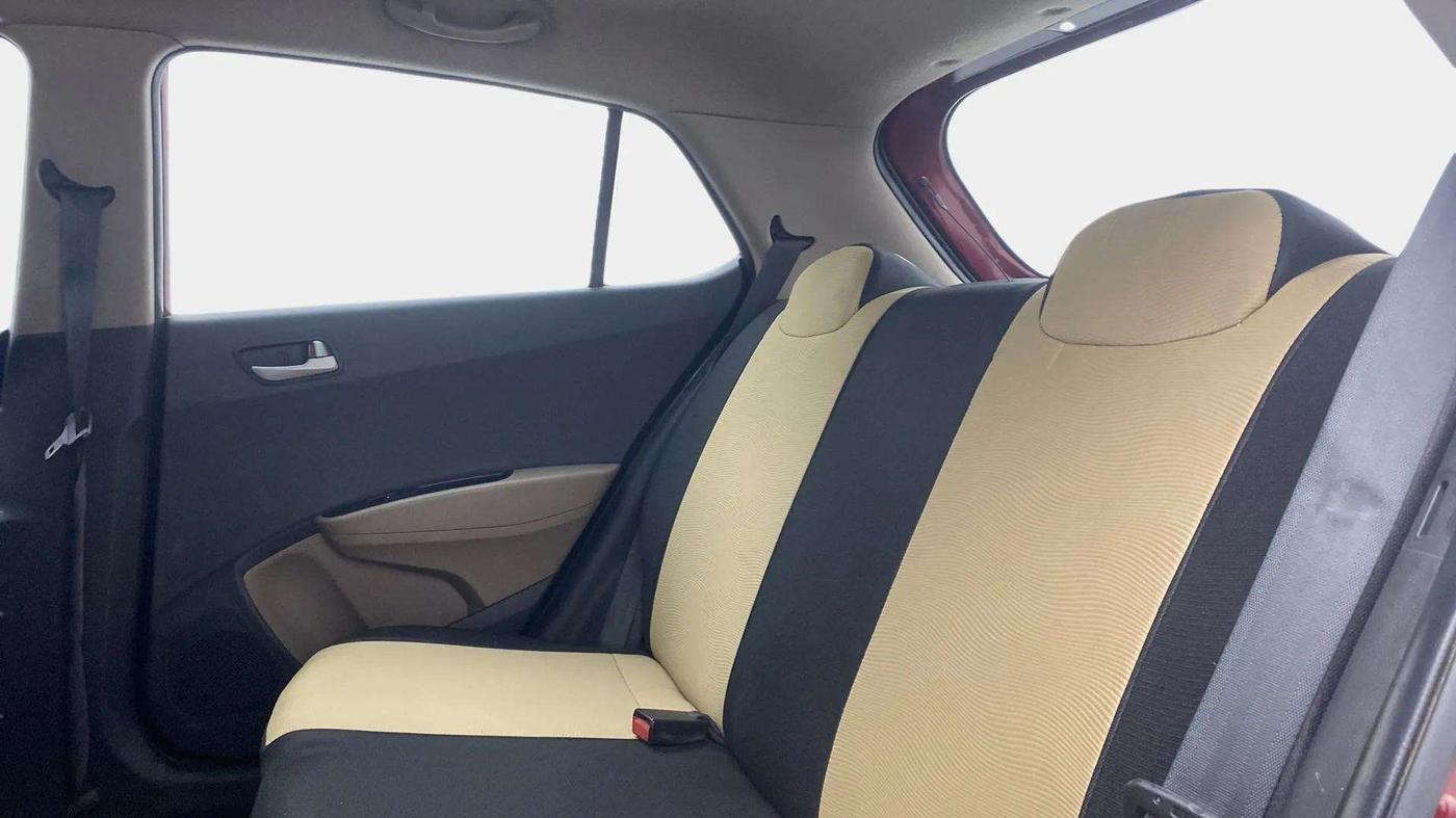 2014 Hyundai Grand i10 SPORTZ 1.2 KAPPA VTVT, Petrol, Manual, 76,464 km, Right Side Rear Door Cabin