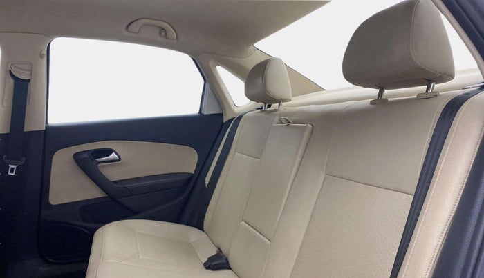 2019 Volkswagen Vento HIGHLINE PLUS 1.5 AT 16 ALLOY, Diesel, Automatic, 34,605 km, Right Side Rear Door Cabin