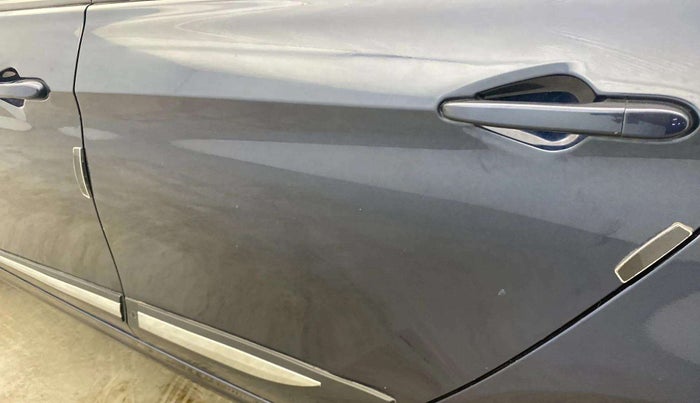 2022 Tata Tiago XT CNG, CNG, Manual, 10,494 km, Rear left door - Minor scratches