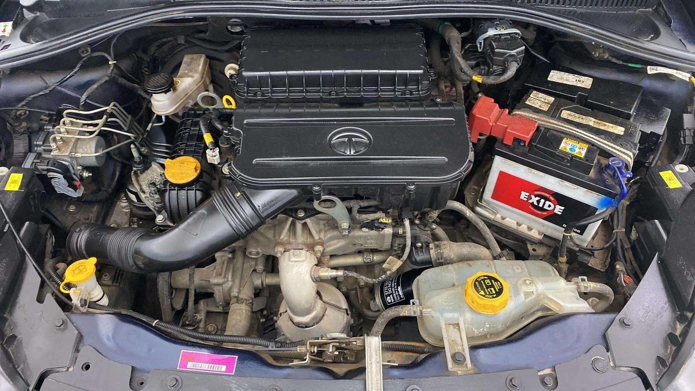 2022 Tata Tiago XT CNG, CNG, Manual, 10,494 km, Open Bonet
