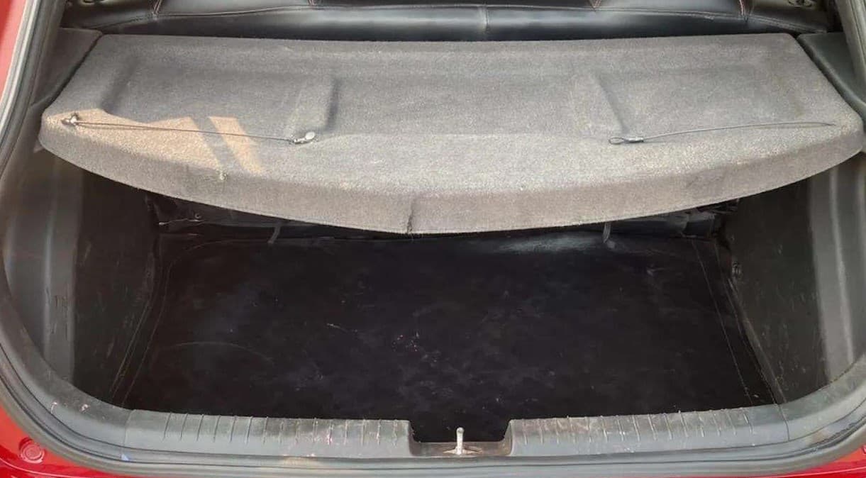 2015 Hyundai Elite i20 MAGNA 1.2, Petrol, Manual, 79,885 km, Boot Inside
