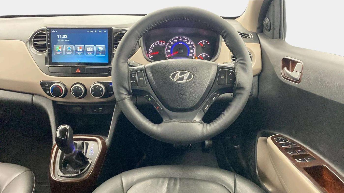 2015 Hyundai Grand i10 ASTA AT 1.2 KAPPA VTVT, Petrol, Automatic, 62,152 km, Steering Wheel Close Up