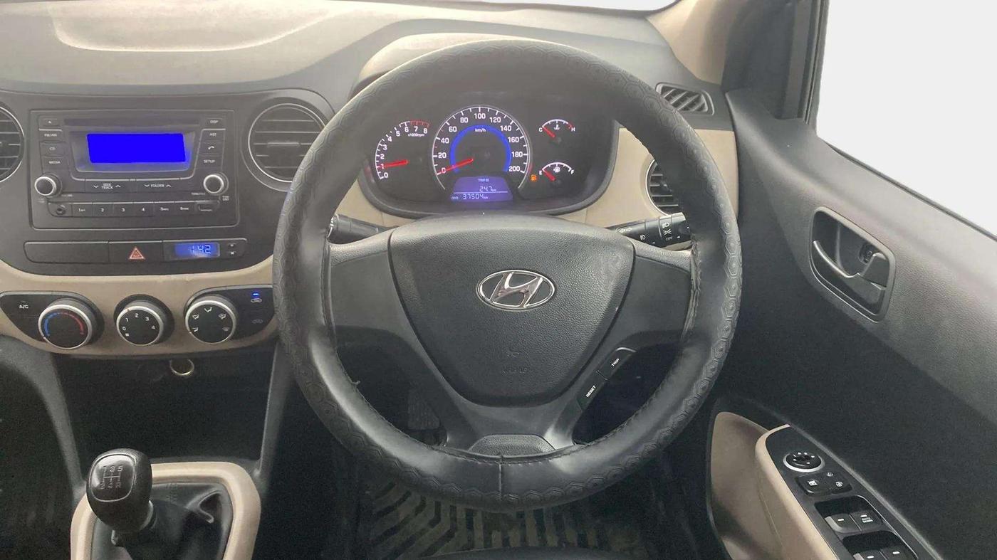 2016 Hyundai Grand i10 MAGNA 1.2 KAPPA VTVT, Petrol, Manual, 37,507 km, Steering Wheel Close Up