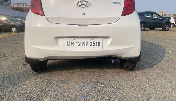 2016 Hyundai Eon ERA PLUS (O), Petrol, Manual, 38,131 km, Dicky (Boot door) - Slightly dented