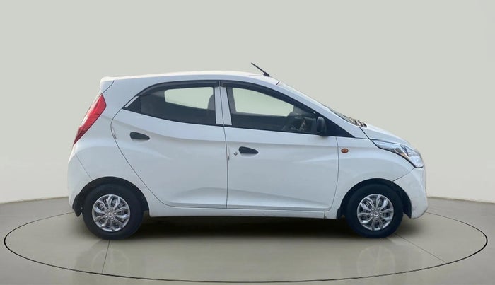 2016 Hyundai Eon ERA PLUS (O), Petrol, Manual, 38,131 km, Right Side View