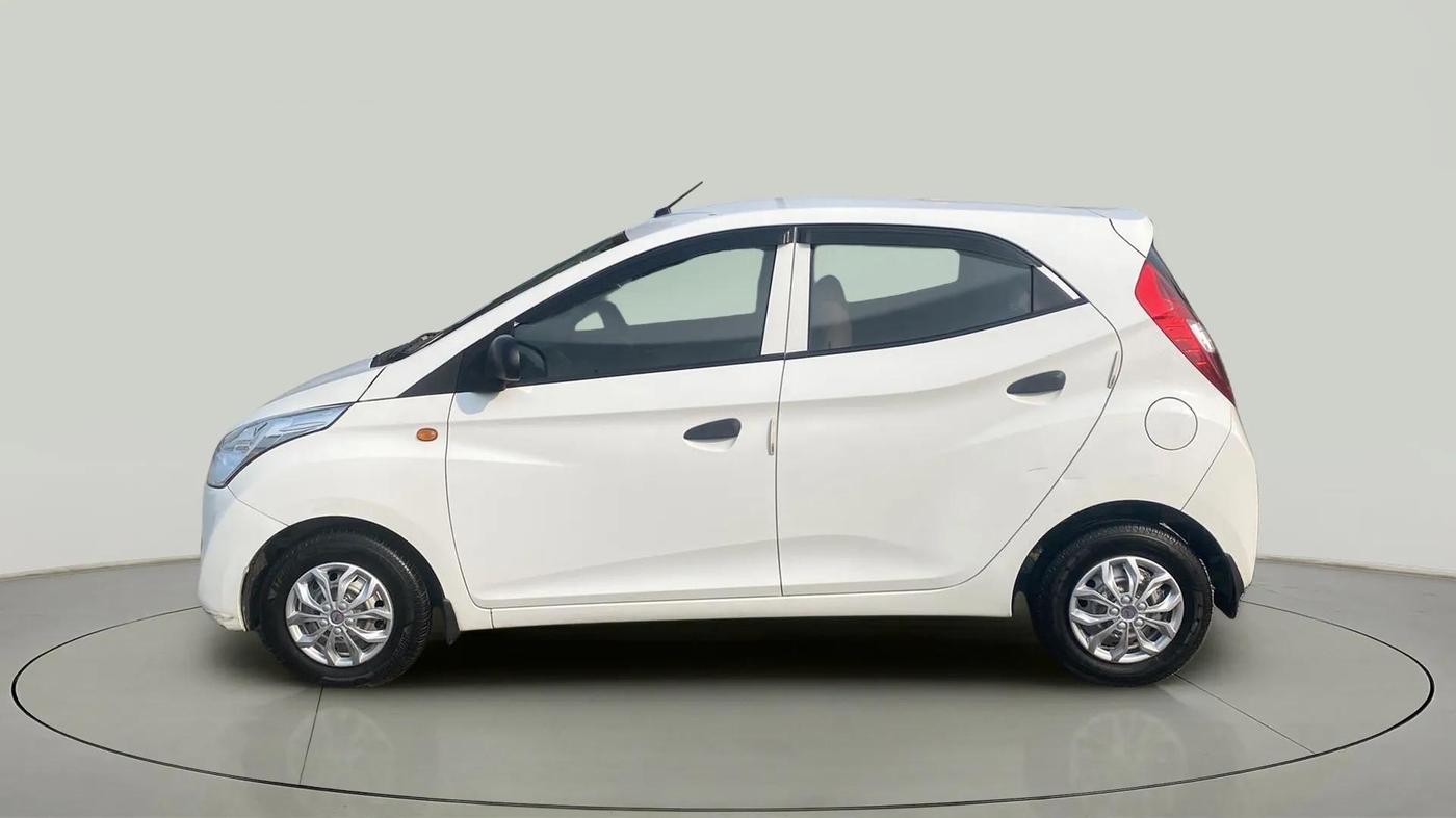 2016 Hyundai Eon ERA PLUS (O), Petrol, Manual, 38,131 km, Left Side