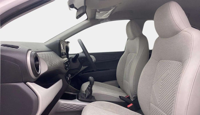 2023 Hyundai GRAND I10 NIOS MAGNA 1.2 KAPPA VTVT, Petrol, Manual, 3,812 km, Right Side Front Door Cabin