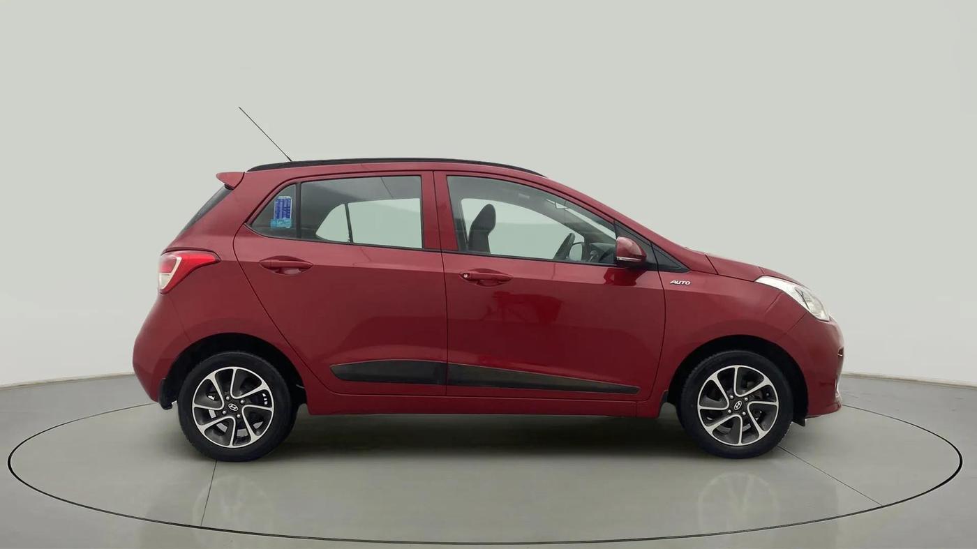 2019 Hyundai Grand i10 SPORTZ AT 1.2 KAPPA VTVT, Petrol, Automatic, 16,155 km, Right Side View