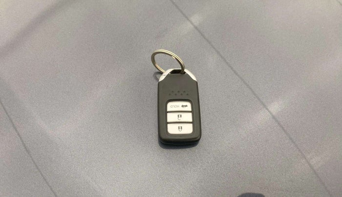 2023 Honda Amaze 1.2L I-VTEC VX, Petrol, Manual, 26,295 km, Key Close Up