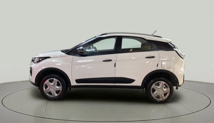 2022 Tata NEXON XM SUNROOF PETROL, Petrol, Manual, 21,932 km, Left Side