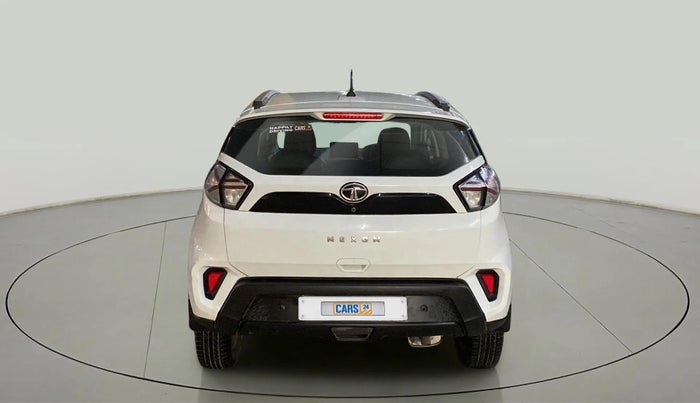 2022 Tata NEXON XM SUNROOF PETROL, Petrol, Manual, 21,932 km, Back/Rear