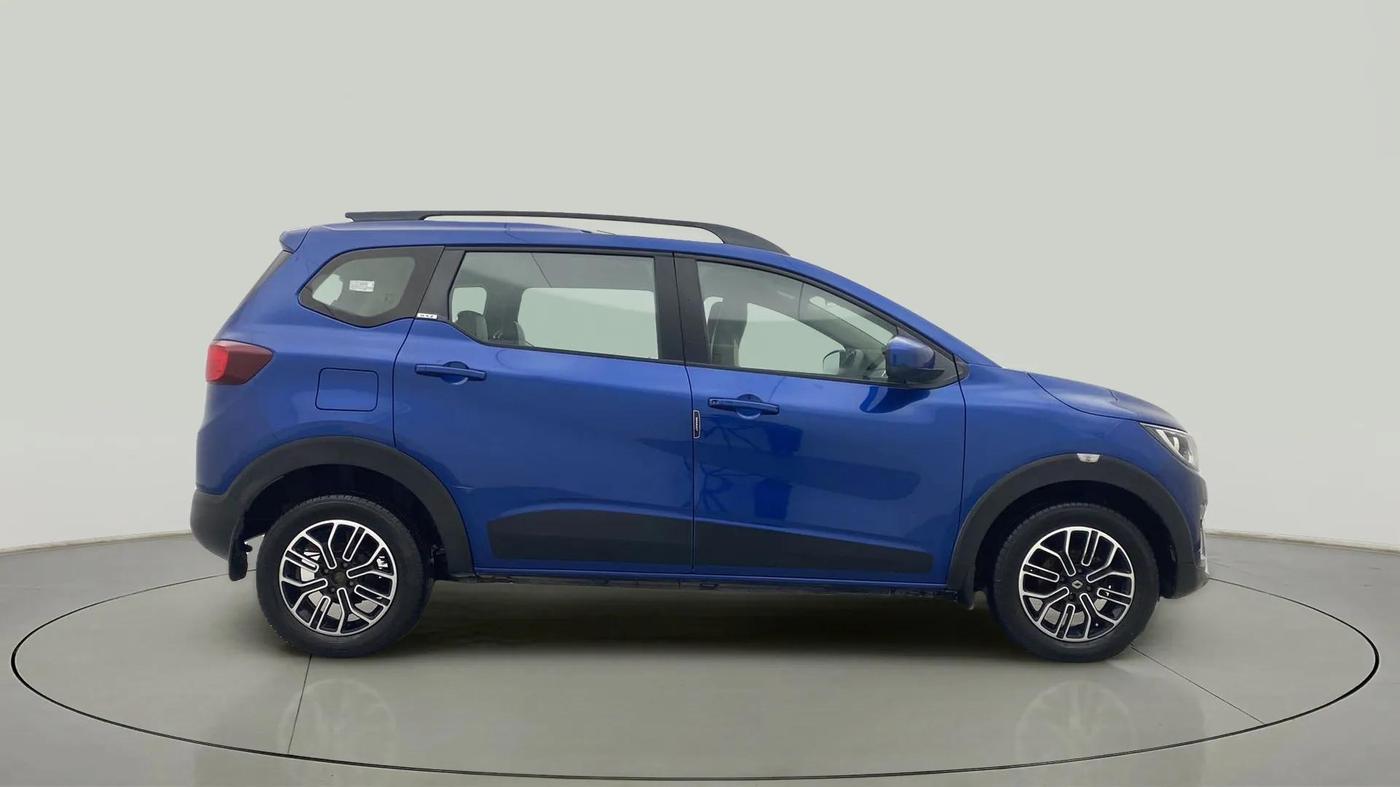 2019 Renault TRIBER RXZ, Petrol, Manual, 44,737 km, Right Side View