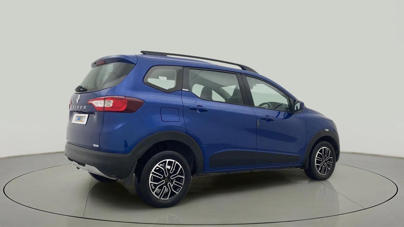 2019 Renault TRIBER RXZ, Petrol, Manual, 44,737 km, Right Back Diagonal