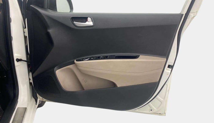 2016 Hyundai Grand i10 ASTA (O) AT 1.2 KAPPA VTVT, Petrol, Automatic, 50,928 km, Driver Side Door Panels Control