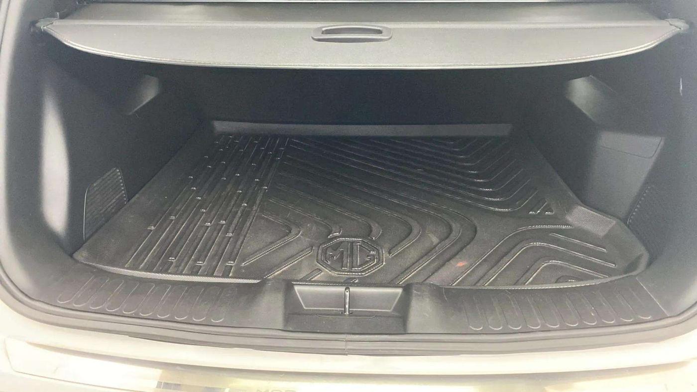 2021 MG HECTOR SHARP 1.5 PETROL CVT, Petrol, Automatic, 17,195 km, Boot Inside