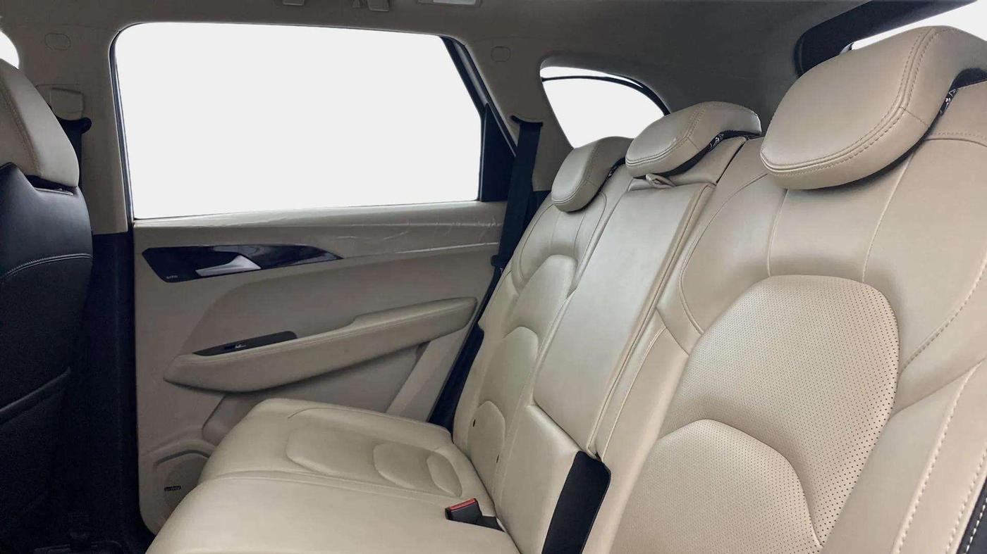 2021 MG HECTOR SHARP 1.5 PETROL CVT, Petrol, Automatic, 17,195 km, Right Side Rear Door Cabin