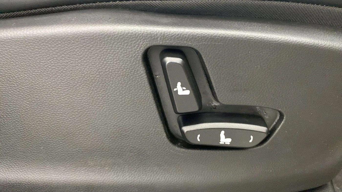 2021 MG HECTOR SHARP 1.5 PETROL CVT, Petrol, Automatic, 17,195 km, Driver Side Adjustment Panel