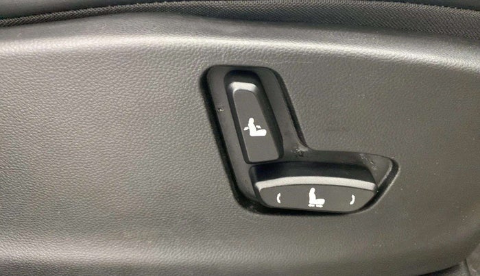 2021 MG HECTOR SHARP 1.5 PETROL CVT, Petrol, Automatic, 17,195 km, Driver Side Adjustment Panel