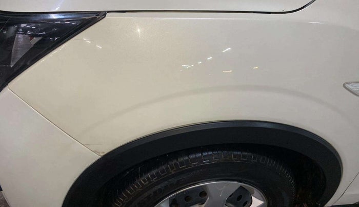 2021 Mahindra XUV300 W6 1.2 PETROL, Petrol, Manual, 23,760 km, Left fender - Minor scratches