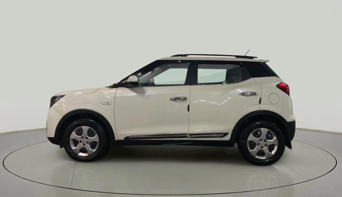 2021 Mahindra XUV300 W6 1.2 PETROL, Petrol, Manual, 23,760 km, Left Side