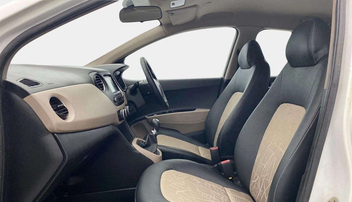 2019 Hyundai Grand i10 SPORTZ 1.2 KAPPA VTVT, CNG, Manual, 49,321 km, Right Side Front Door Cabin