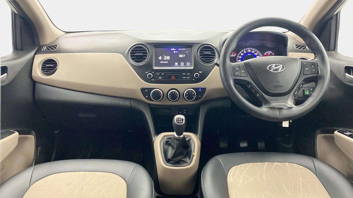 2019 Hyundai Grand i10 SPORTZ 1.2 KAPPA VTVT, CNG, Manual, 49,980 km, Dashboard