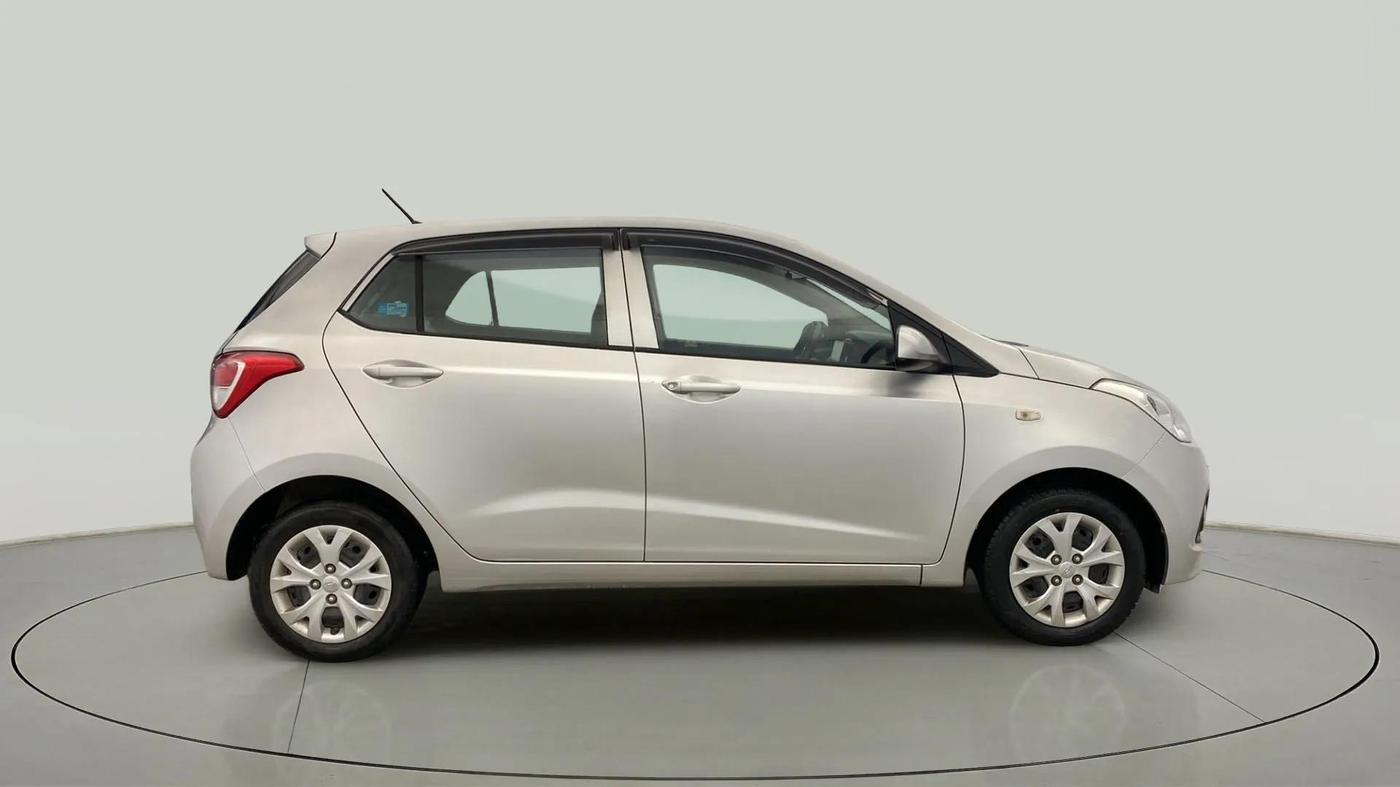 2014 Hyundai Grand i10 MAGNA 1.2 KAPPA VTVT, Petrol, Manual, 27,434 km, Right Side View
