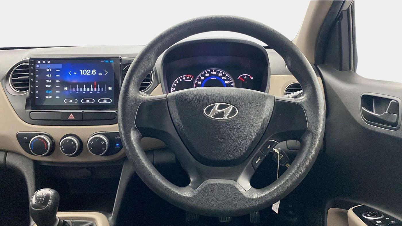 2014 Hyundai Grand i10 MAGNA 1.2 KAPPA VTVT, Petrol, Manual, 27,434 km, Steering Wheel Close Up