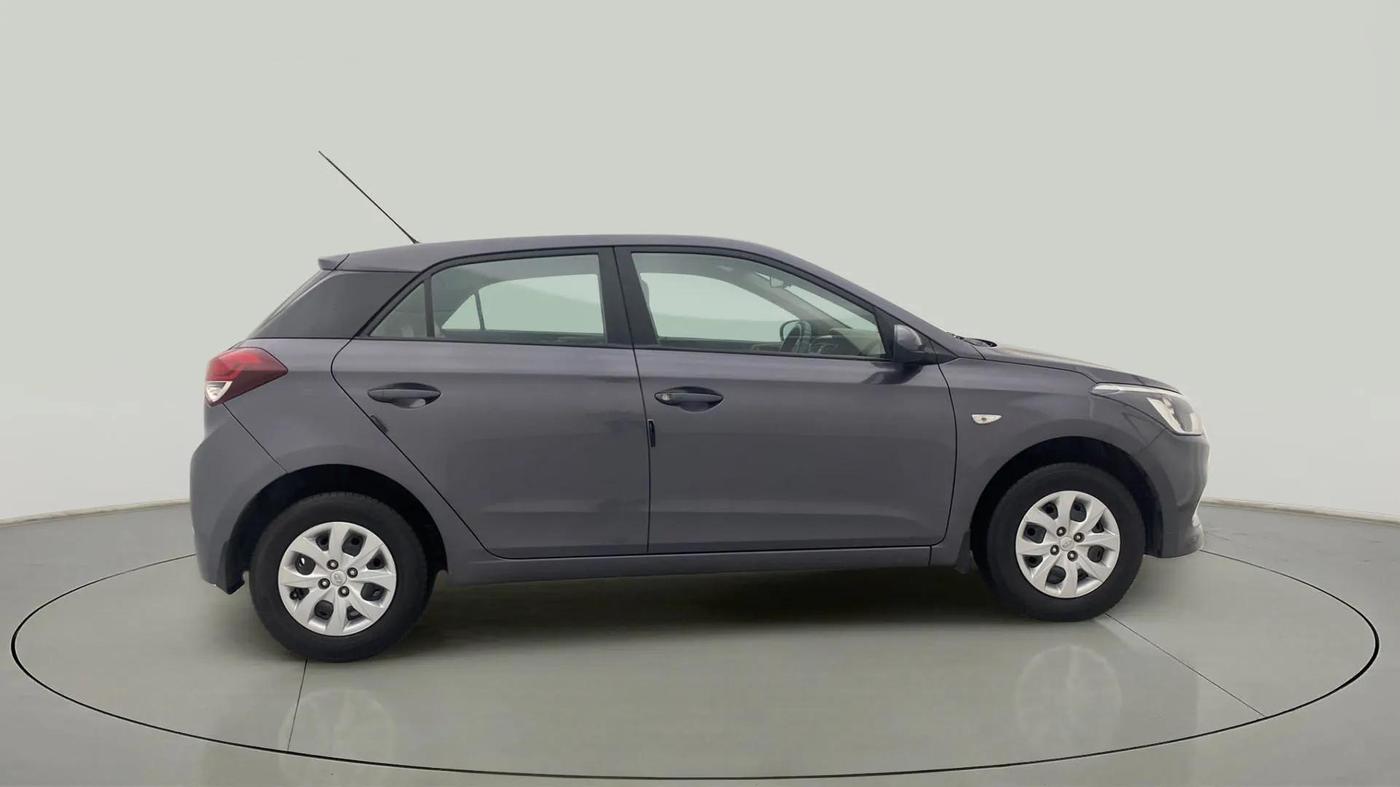 2016 Hyundai Elite i20 MAGNA 1.2, Petrol, Manual, 40,282 km, Right Side View