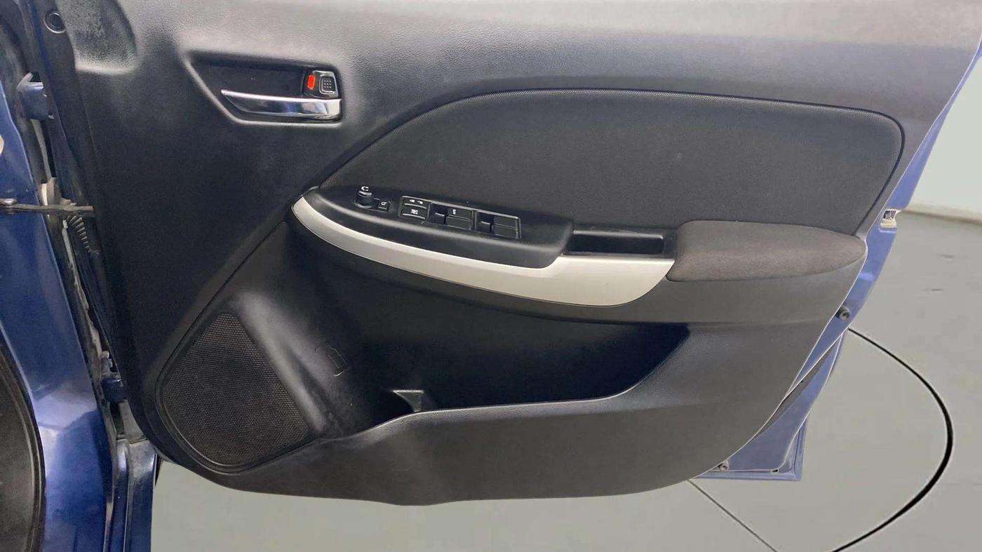 2018 Maruti Baleno DELTA PETROL 1.2, Petrol, Manual, 82,209 km, Driver Side Door Panels Control