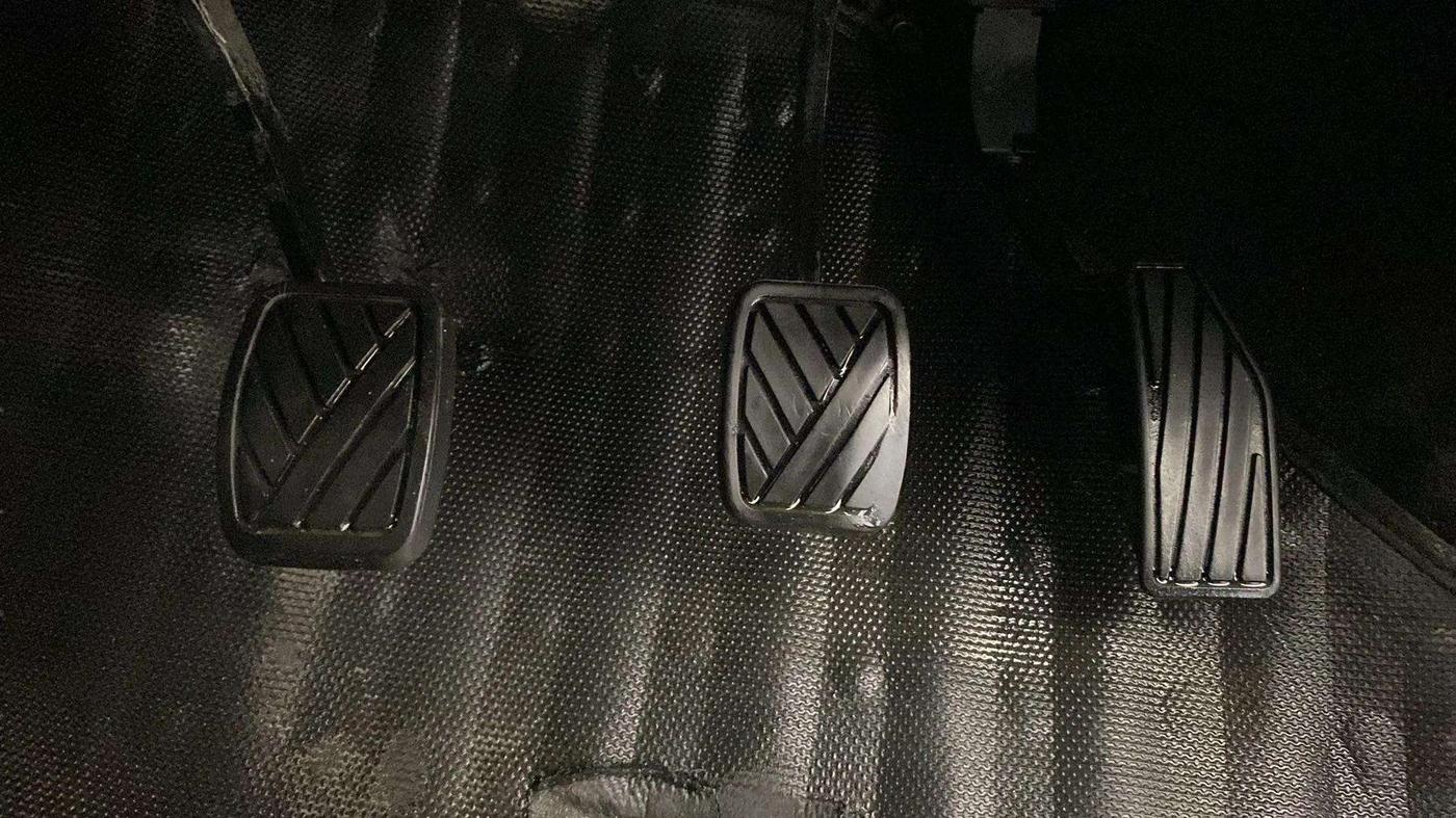 2018 Maruti Baleno DELTA PETROL 1.2, Petrol, Manual, 82,209 km, Pedals