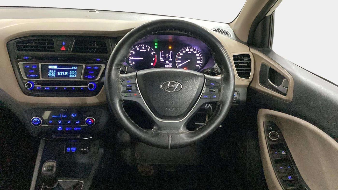2016 Hyundai Elite i20 SPORTZ 1.2, Petrol, Manual, 50,060 km, Steering Wheel Close Up