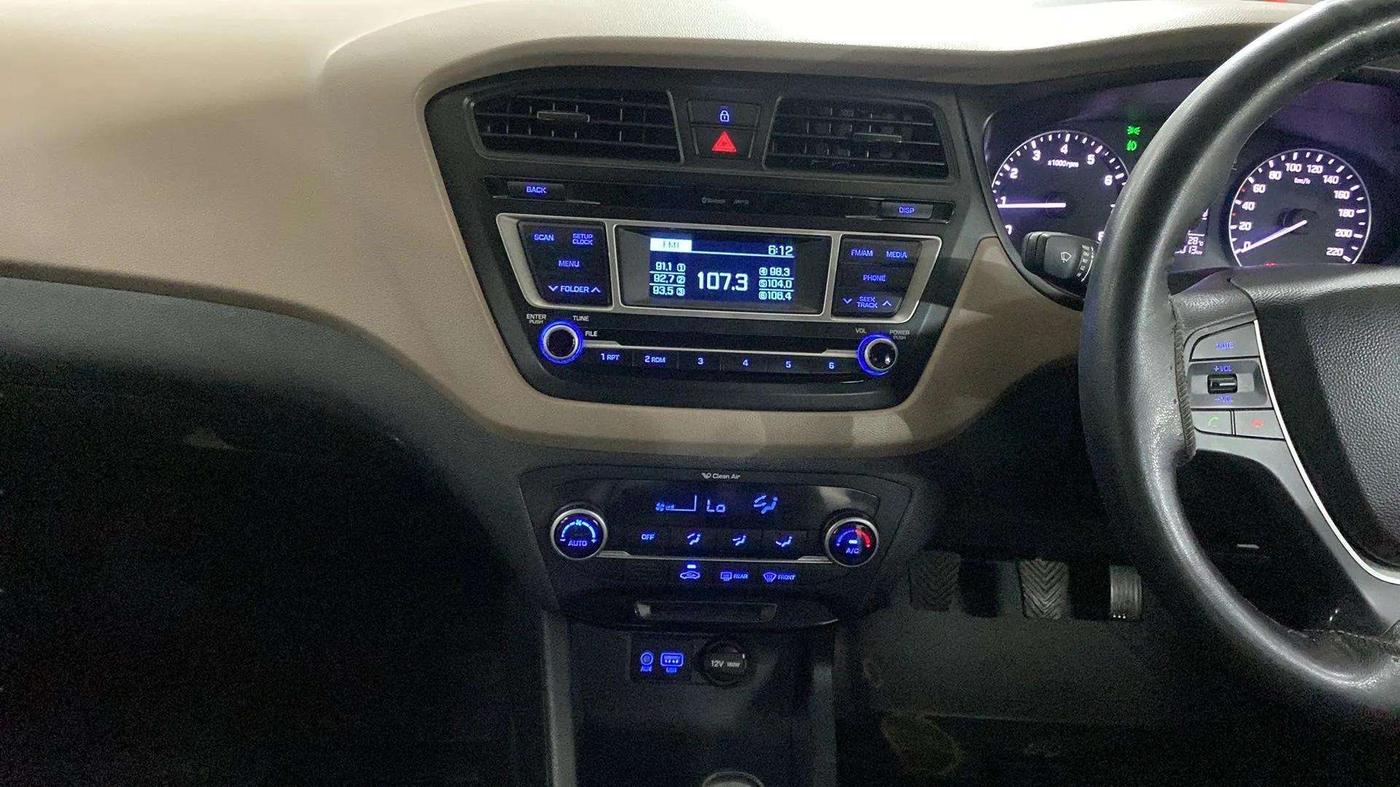 2016 Hyundai Elite i20 SPORTZ 1.2, Petrol, Manual, 50,060 km, Air Conditioner
