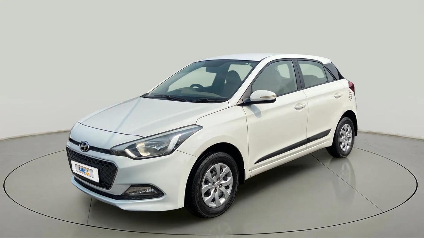 2016 Hyundai Elite i20 SPORTZ 1.2, CNG, Manual, 84,597 km, Left Front Diagonal