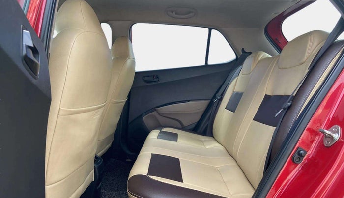 2019 Hyundai Grand i10 MAGNA 1.2 KAPPA VTVT, Petrol, Manual, 59,446 km, Right Side Rear Door Cabin