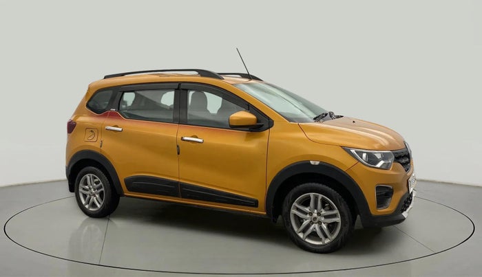 2019 Renault TRIBER RXZ, Petrol, Manual, 66,378 km, Right Front Diagonal