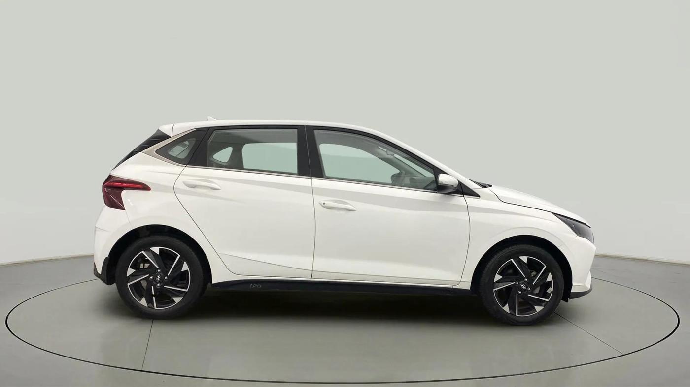 2021 Hyundai NEW I20 SPORTZ 1.2 MT, Petrol, Manual, 36,901 km, Right Side View