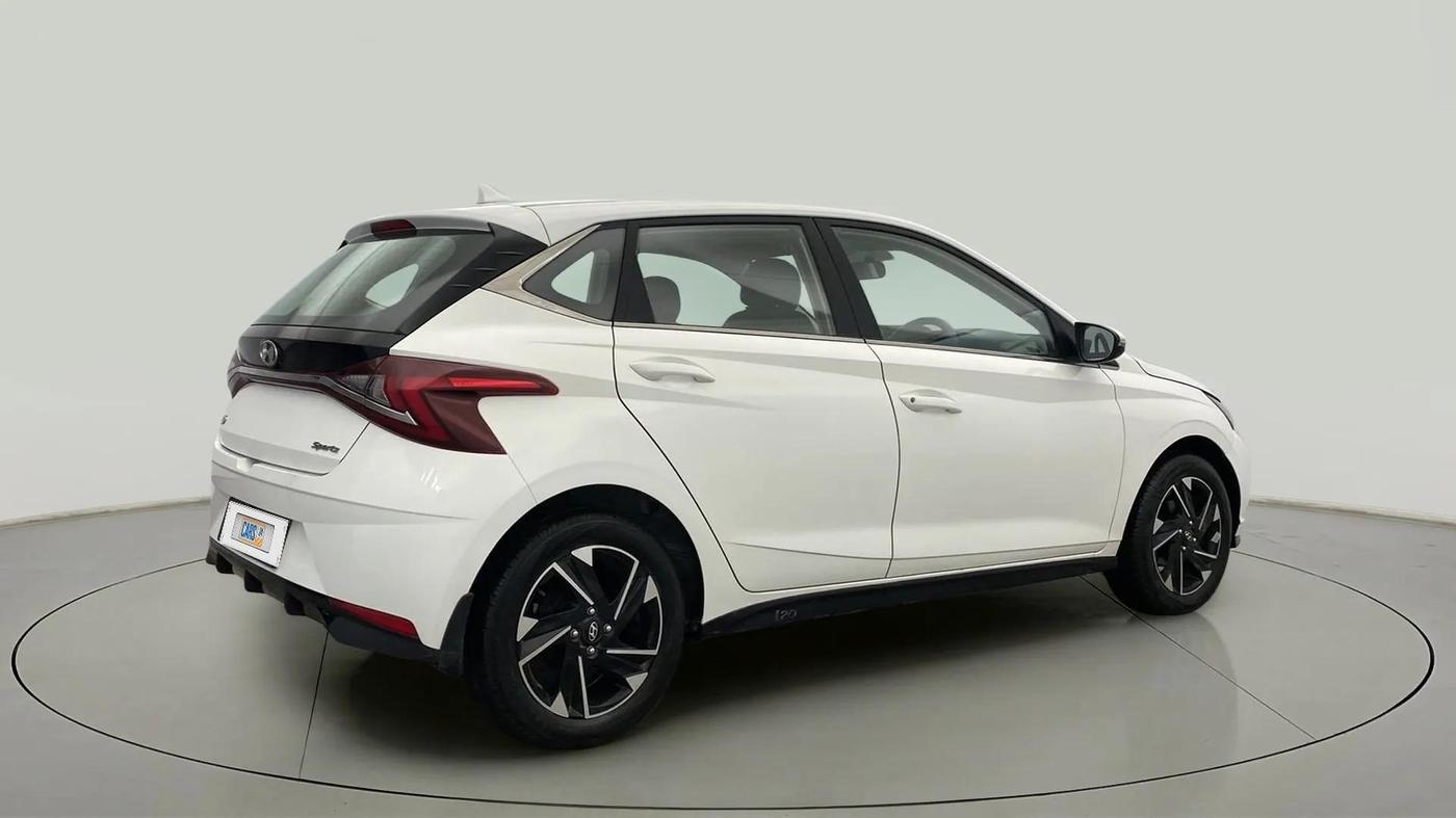 2021 Hyundai NEW I20 SPORTZ 1.2 MT, Petrol, Manual, 36,901 km, Right Back Diagonal