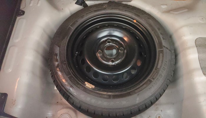 2015 Hyundai Grand i10 ASTA (O) 1.2 KAPPA VTVT, Petrol, Manual, 96,881 km, Spare Tyre