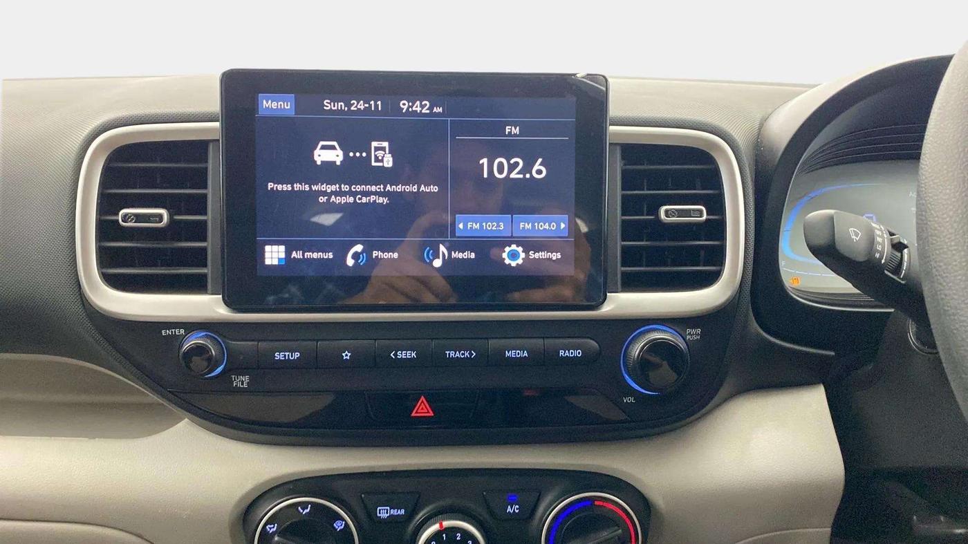 2022 Hyundai VENUE S(O) 1.2, Petrol, Manual, 14,186 km, Air Conditioner
