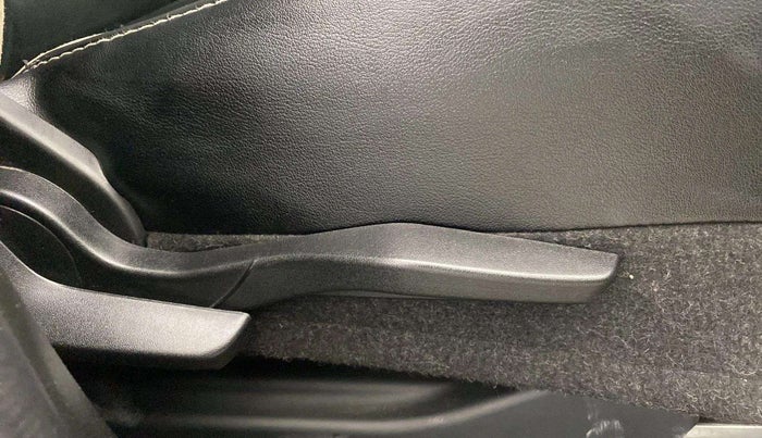 2018 Maruti Swift VXI, Petrol, Manual, 40,645 km, Driver Side Adjustment Panel