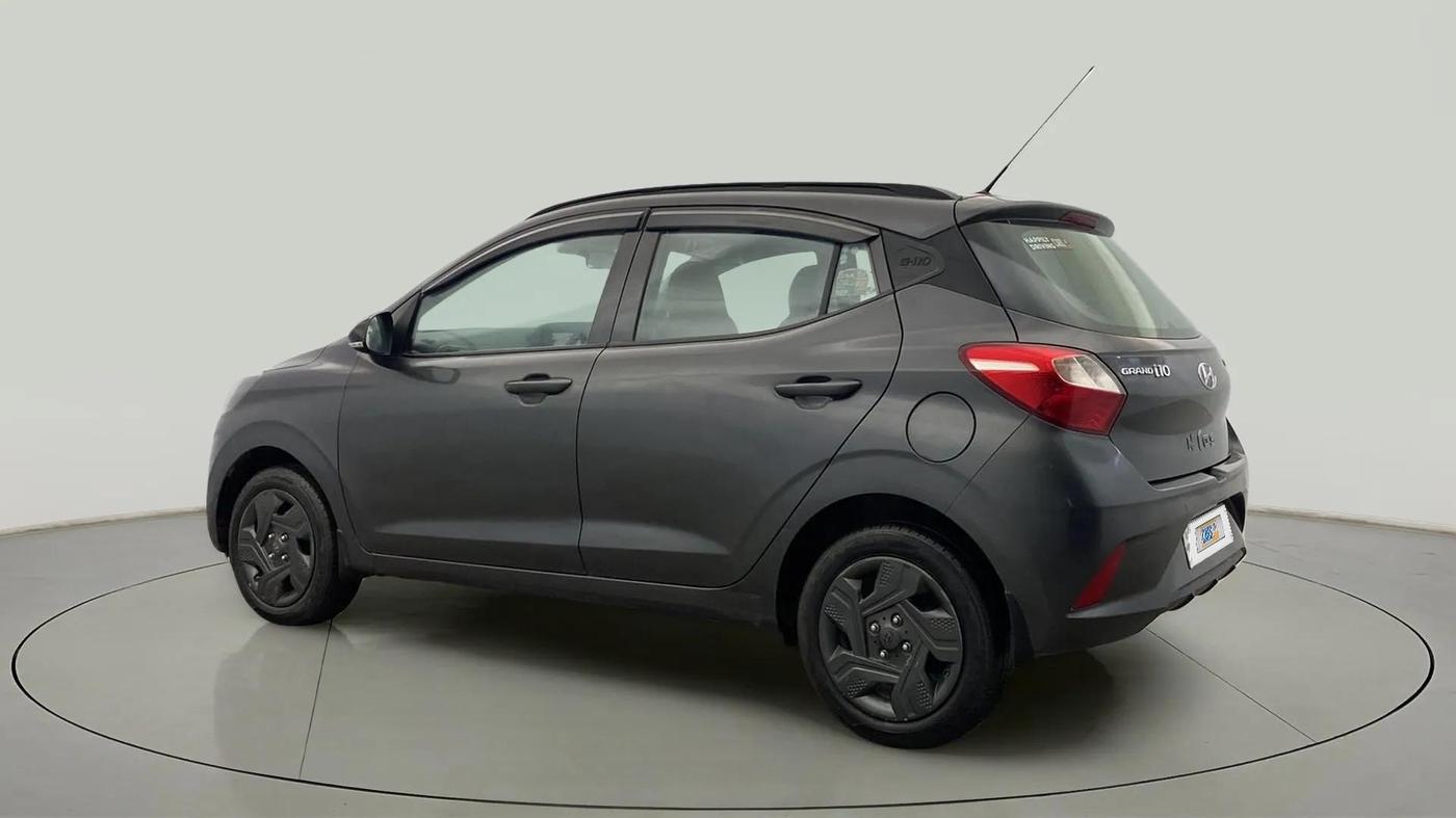 2022 Hyundai GRAND I10 NIOS MAGNA CORPORATE EDITION 1.2 KAPPA VTVT, Petrol, Manual, 43,986 km, Left Back Diagonal