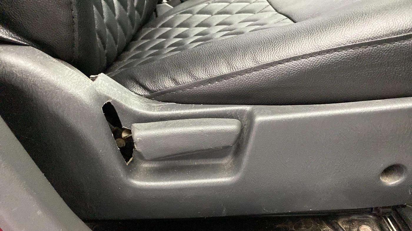 2018 Maruti Alto K10 VXI, Petrol, Manual, 88,771 km, Driver Side Adjustment Panel