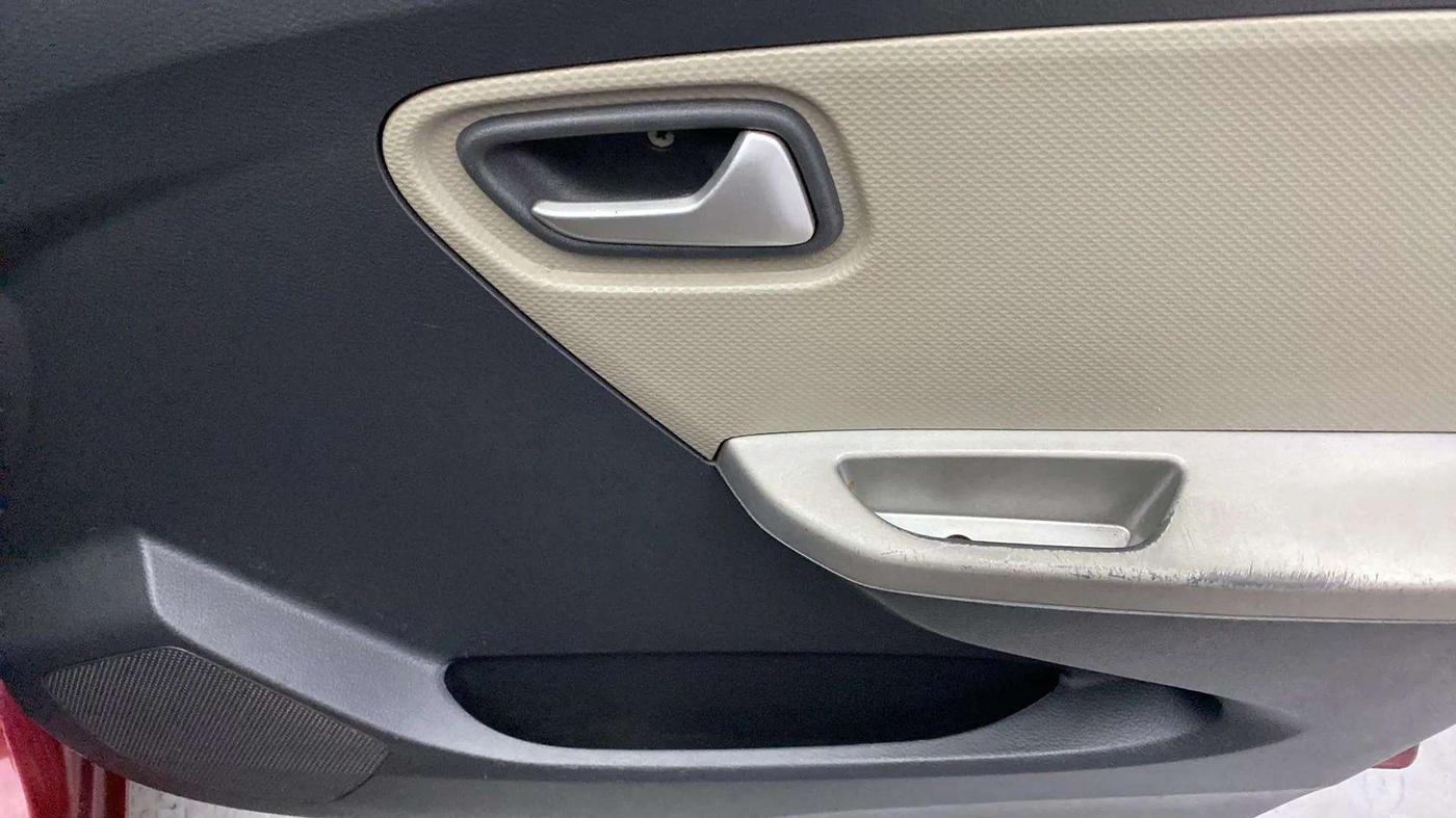 2018 Maruti Alto K10 VXI, Petrol, Manual, 88,771 km, Driver Side Door Panels Control