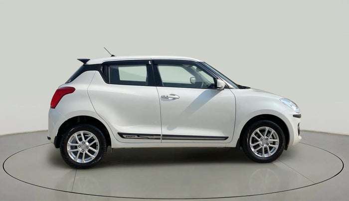 2024 Maruti Swift ZXi, Petrol, Manual, 3,766 km, Right Side