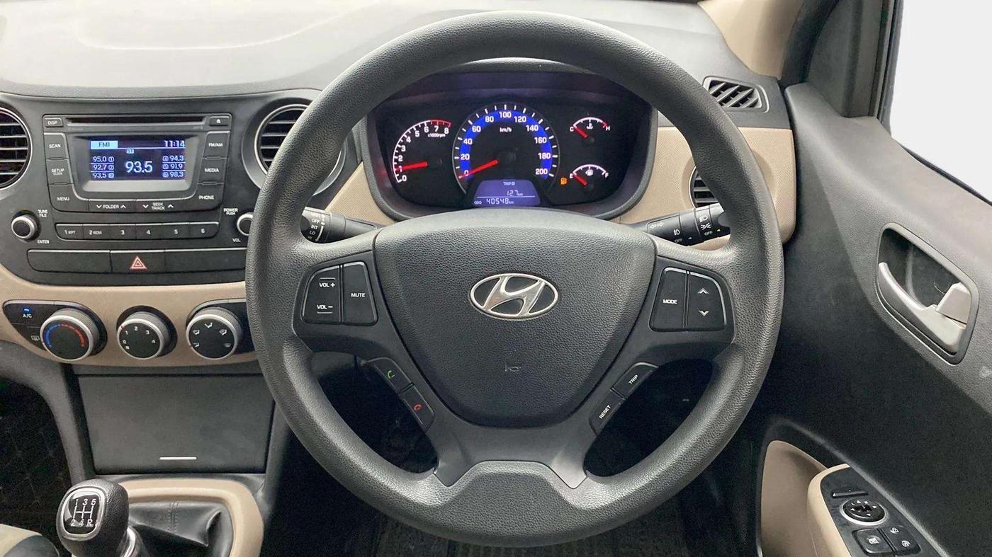 2014 Hyundai Xcent S (O) 1.2, Petrol, Manual, 40,524 km, Steering Wheel Close Up