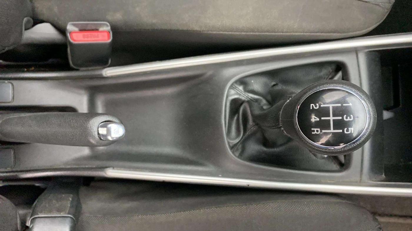 2016 Maruti Baleno DELTA PETROL 1.2, Petrol, Manual, 56,717 km, Gear Lever