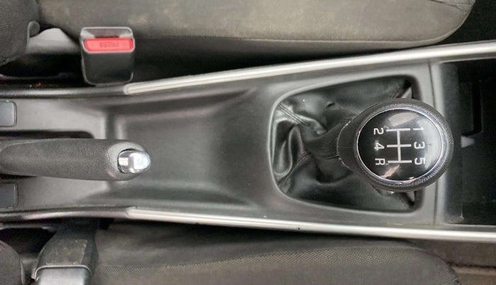 2016 Maruti Baleno DELTA PETROL 1.2, Petrol, Manual, 56,717 km, Gear Lever