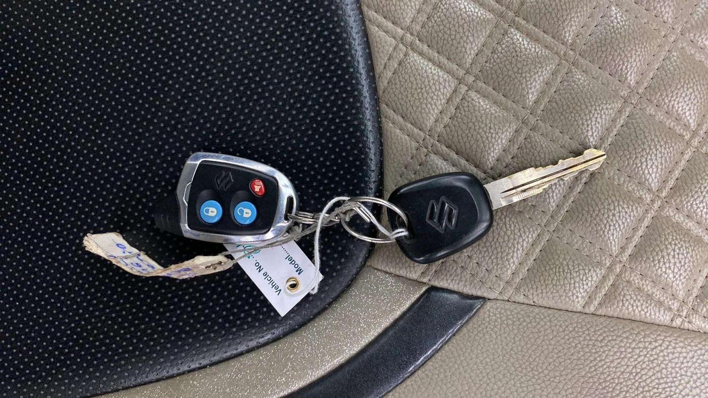 2016 Maruti Celerio VXI, Petrol, Manual, 18,316 km, Key Close Up