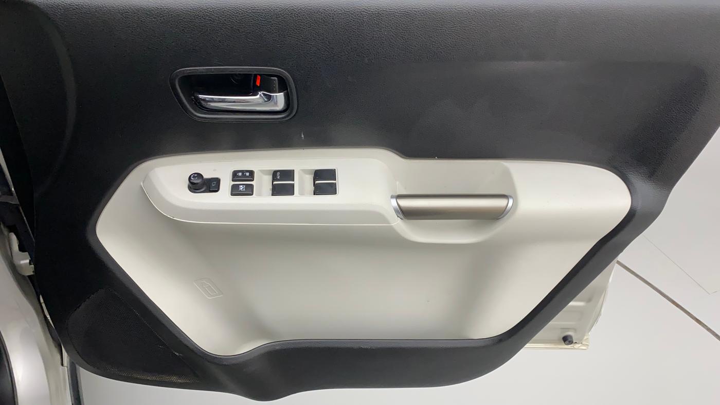 2017 Maruti IGNIS ZETA 1.3, Diesel, Manual, 59,594 km, Driver Side Door Panels Control